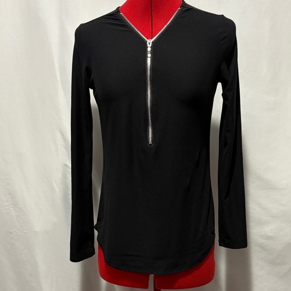 Black Long Sleeve Zip-Up Top XS269